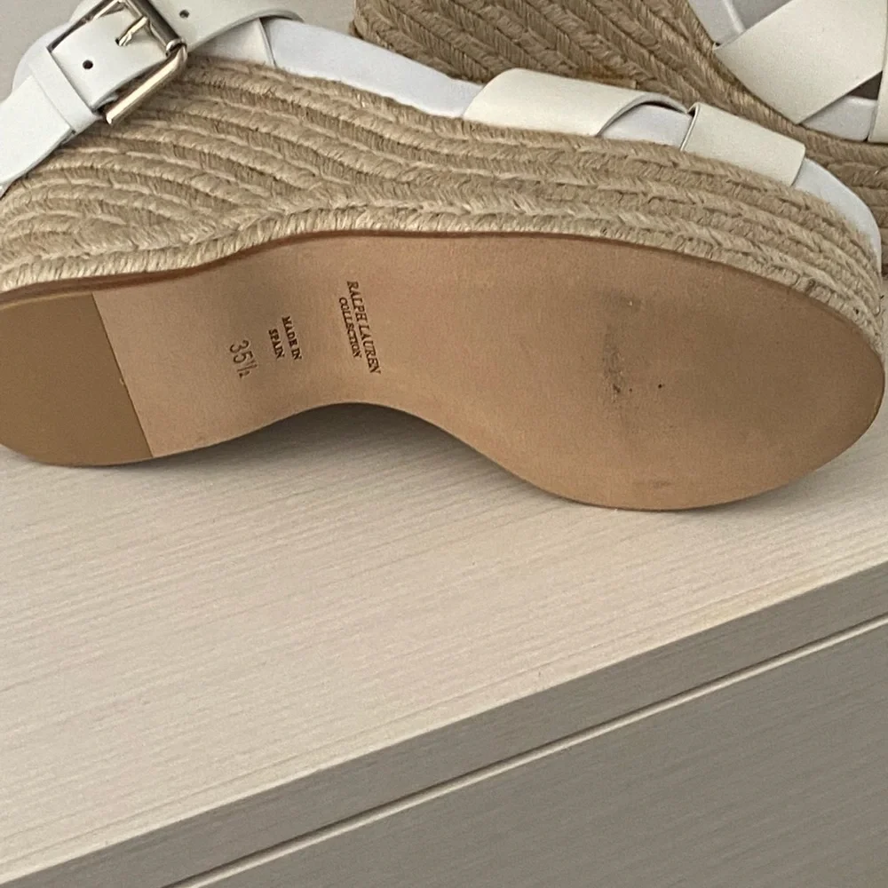 Sandals - Picture 3 of 4